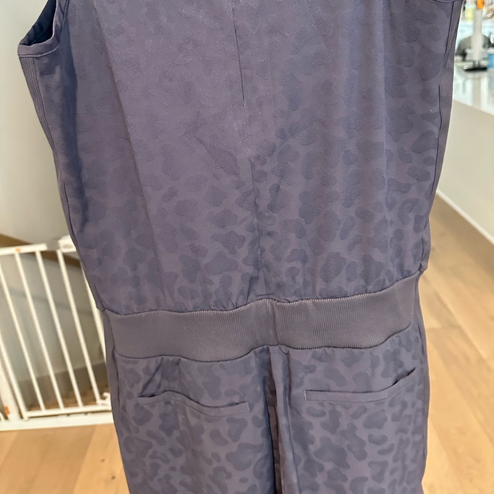Athleta Brooklyn Textured animal print jumpsuit - Picture 9 of 9